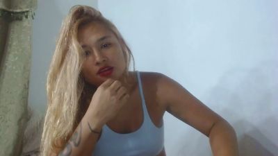 Reinalatina221 webcam model stream image