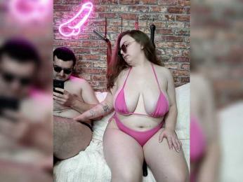 Red-rooms webcam model stream image