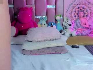 briannyveliz webcam model stream image