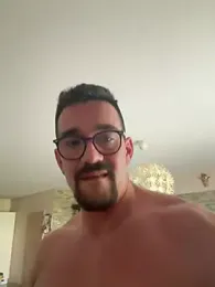 Gentleman99 webcam model stream image