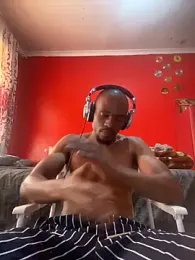 BaggyDirt webcam model stream image