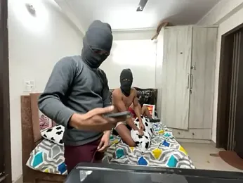 avnikaur webcam model stream image