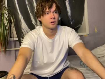 eitanhere webcam model stream image