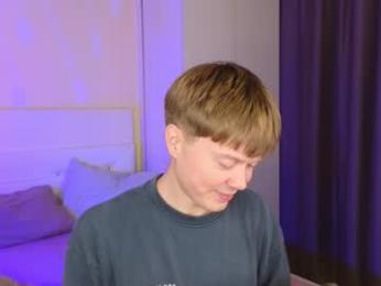 cameron_crowly webcam model stream image