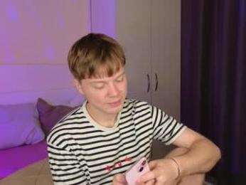 cameron_crowly webcam model stream image