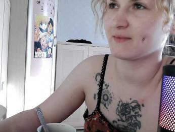 kiki001100 webcam model stream image