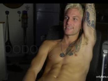 voodoo_hd webcam chaturbate model stream image