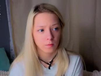 peek_in_my_window webcam model stream image