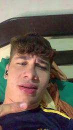 Novinho22cmATV webcam cam4 model stream image