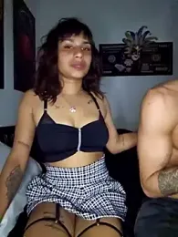 latina18xxx webcam model stream image