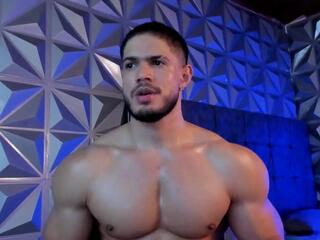 Jonas Lewis webcam model stream image