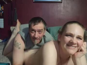 ladykiva_n_hubz webcam model stream image