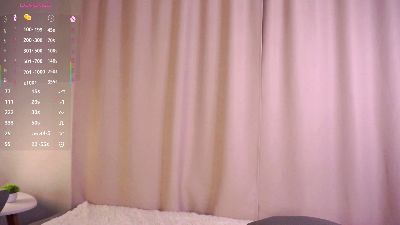 ElwineBlood webcam model stream image