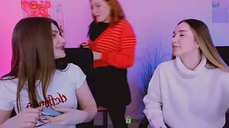 pure_radiance1 webcam model stream image