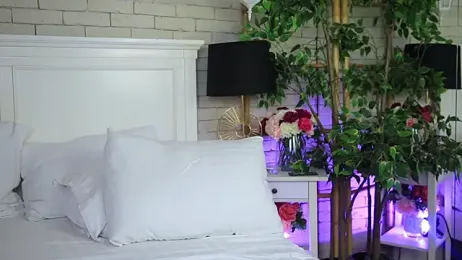 EmillyBronte webcam model stream image