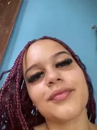 Lolacavalona webcam model stream image