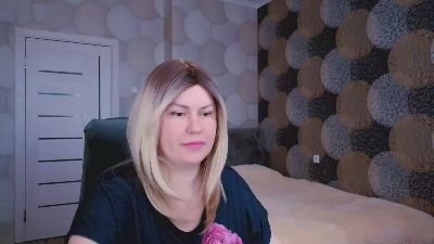 eyescrystal_ webcam model stream image