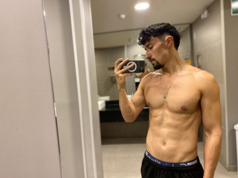 TylerMoren webcam model stream image