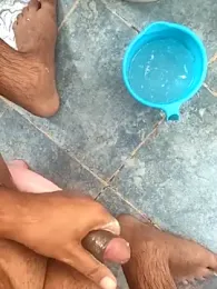 UAjit webcam model stream image