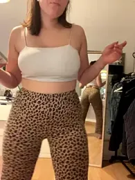 Chloe-taa webcam model stream image