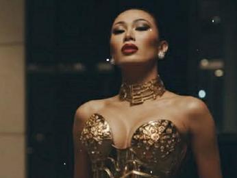 VeronicaVon webcam livejasmin model stream image