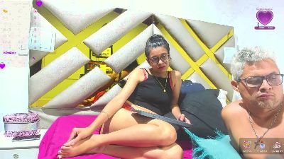 naomi_and_brack webcam model stream image