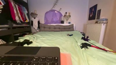 DirtyWoman webcam model stream image