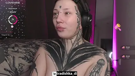 tradishka webcam model stream image
