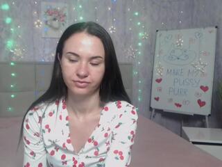 Kara Bliss webcam model stream image