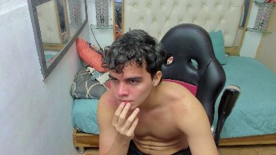 heiker_ webcam model stream image