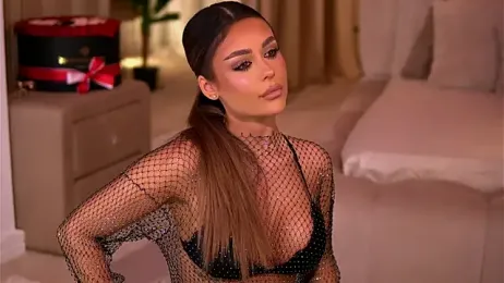 YasmineShaw webcam model stream image