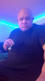 Manofliesure69 webcam model stream image