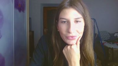 Evelyn_21_m webcam model stream image