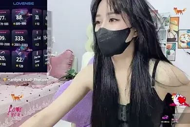 _LLisa_ webcam model stream image