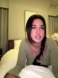 Lizhush_ webcam model stream image