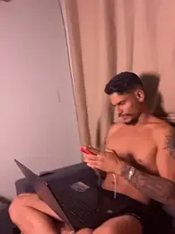 engelintense webcam model stream image