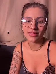 engelintense webcam model stream image