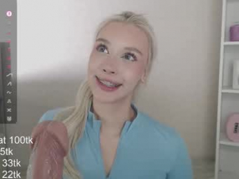 vickyfuckingdoll webcam model stream image