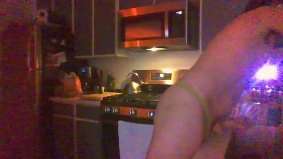 Awwsweaty webcam model stream image