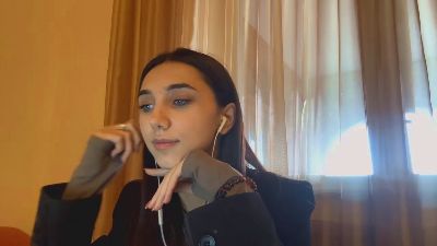 LexieVaka webcam model stream image