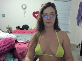 BellaBloom webcam model stream image