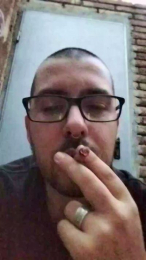 adri28bcn webcam model stream image