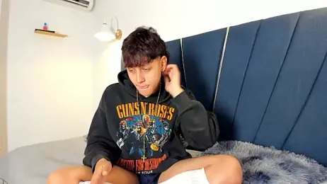 zeusapollofuck webcam model stream image