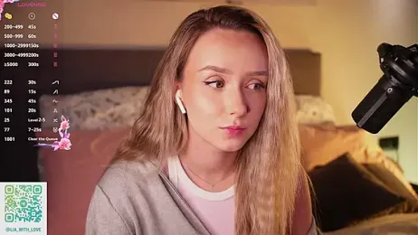 HollisBeckett webcam stripchat model stream image