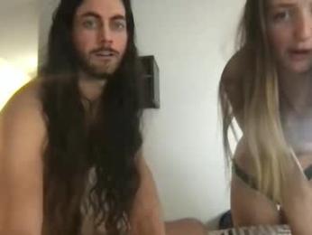 yourhotmother webcam model stream image