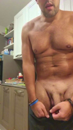 83moro83 webcam model stream image