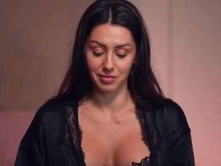 adalline webcam model stream image