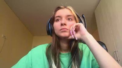 MeaganYorton webcam model stream image