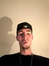 MikesWood21 webcam model stream image