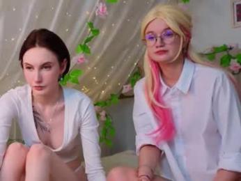 lil_tits_girls webcam model stream image